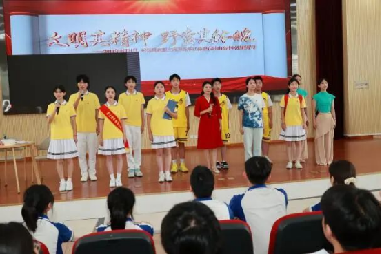 “党建+教研”成都打造融合育人新生态